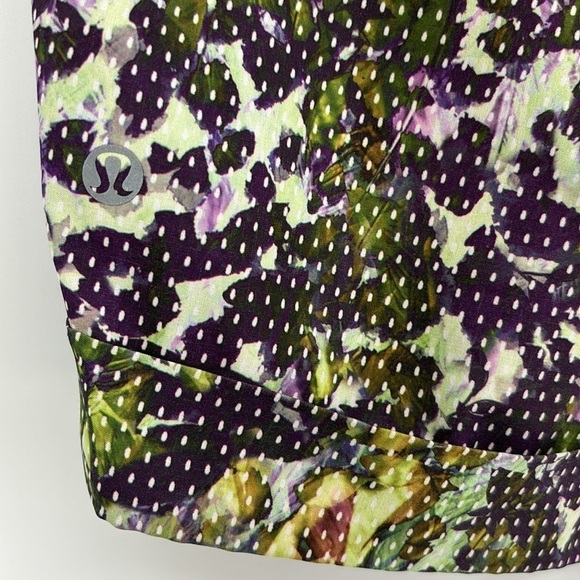 Lululemon Spring Break Away Pleated Shorts Women’s Size 10 - Picture 7 of 9